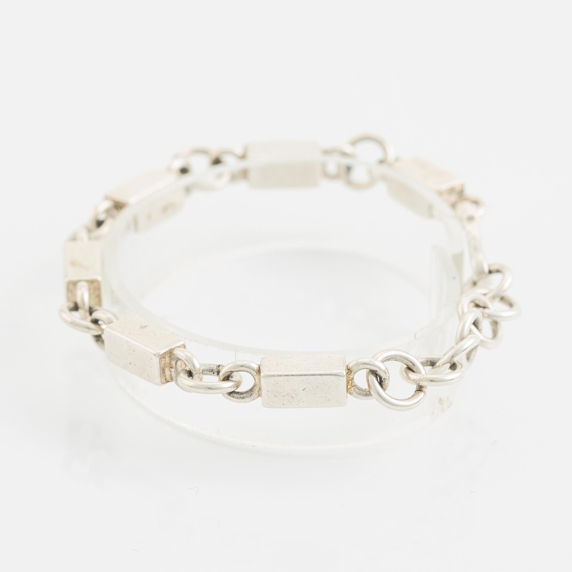 Wiwen Nilsson, armband, ring och stavkedja, silver.