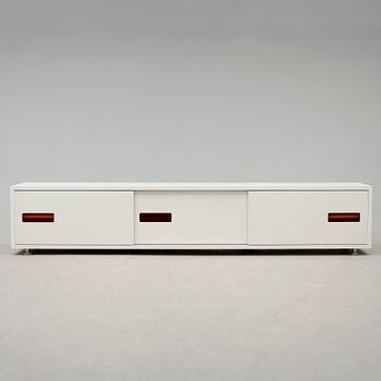 SIDEBOARD, "Funk", Per Söderberg, David Design, formgiven år 2000.