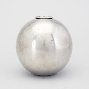 A pewter vase, Firma Svenskt Tenn 1932.