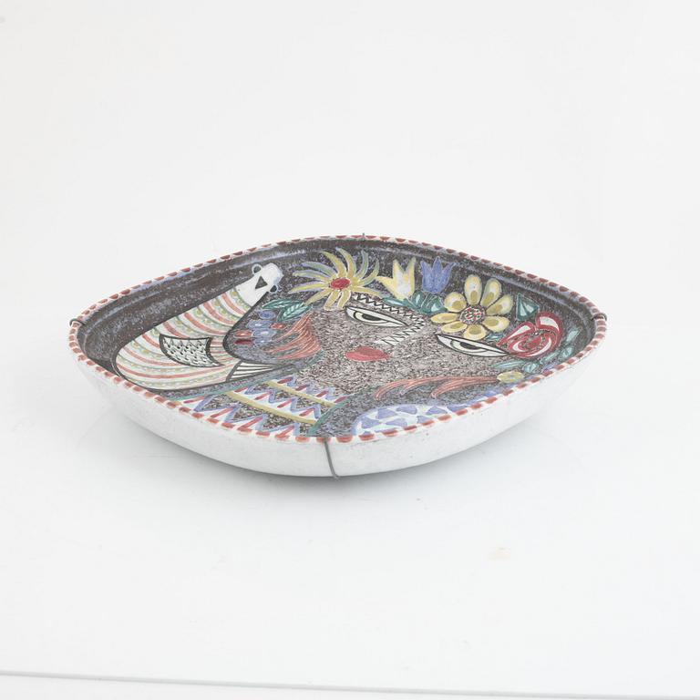 Mari Simmulson, bowl dish, earthenware, Upsala-Ekeby, signed and numbered.