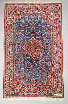 MATTA, Isfahan, old. 203 x 340 cm.