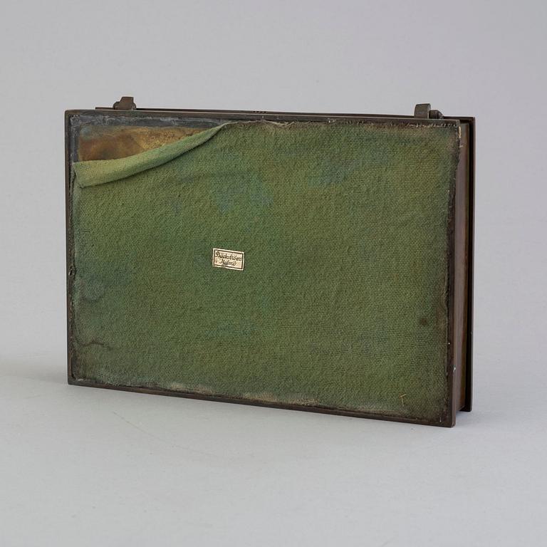SUNE BÄCKSTRÖM, a bronze box from Malmö, 1930's.