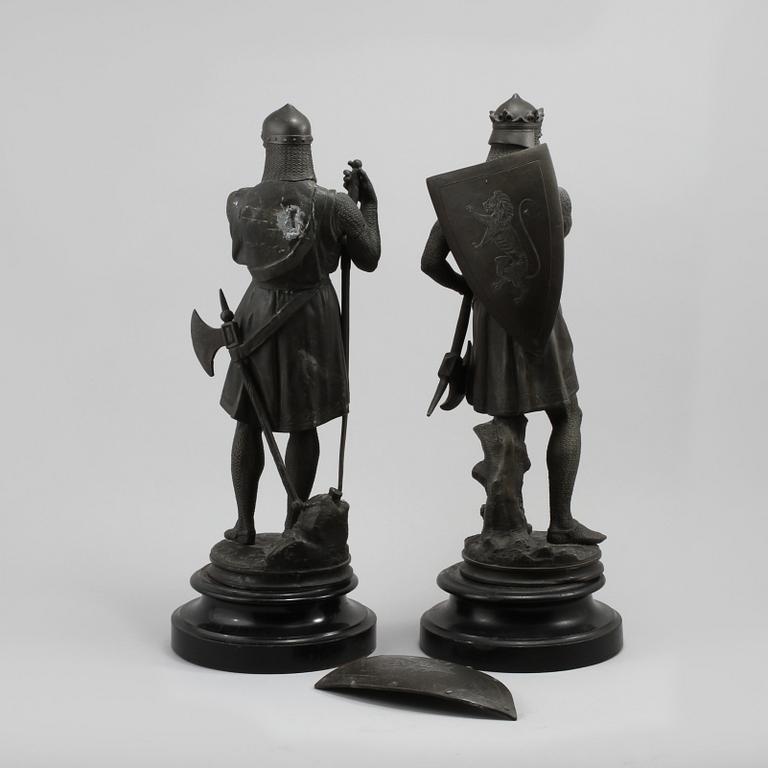 SKULPTURER, 2 st, patinerad metall, 1900-tal.