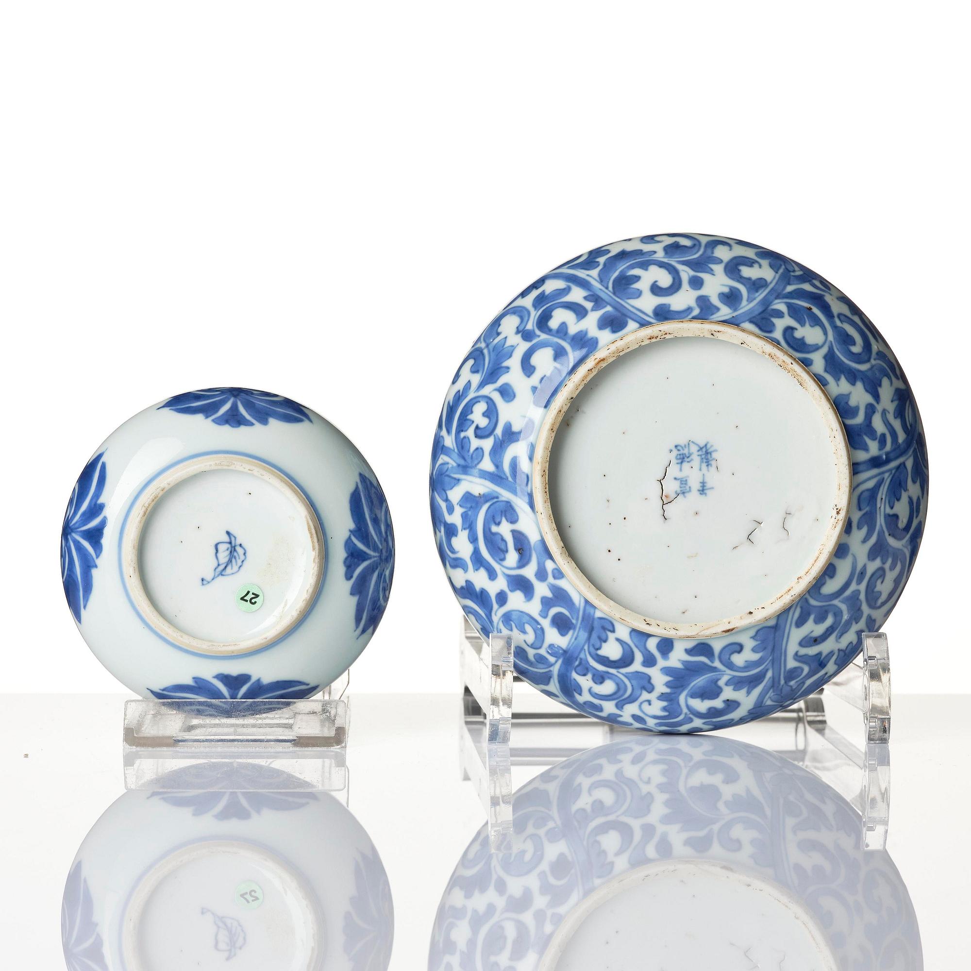 Two blue and white brush washers, Qing dynasty, Kangxi (1662-1722).