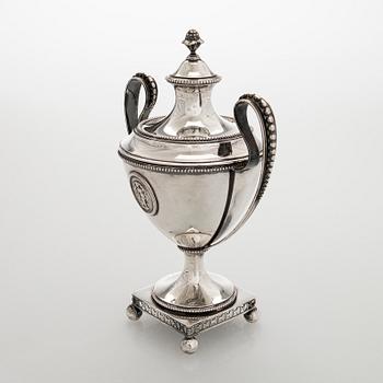 A lidded silver sugar bowl, GAB, Stockholm 1896.