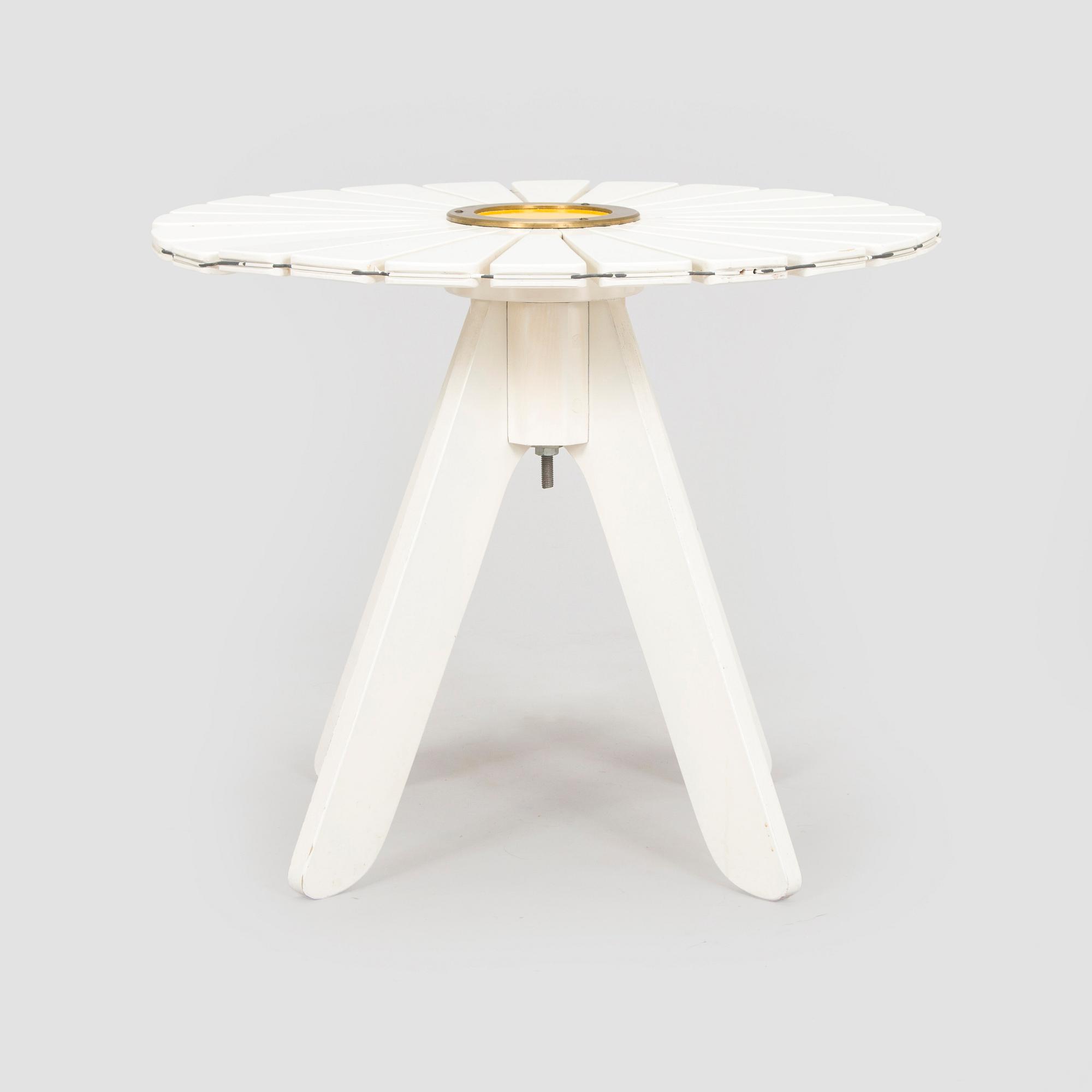 Alvar & Aino Aalto, trädgårdsbord, "Aurinko-serien" för Artek 1960/70-tal.