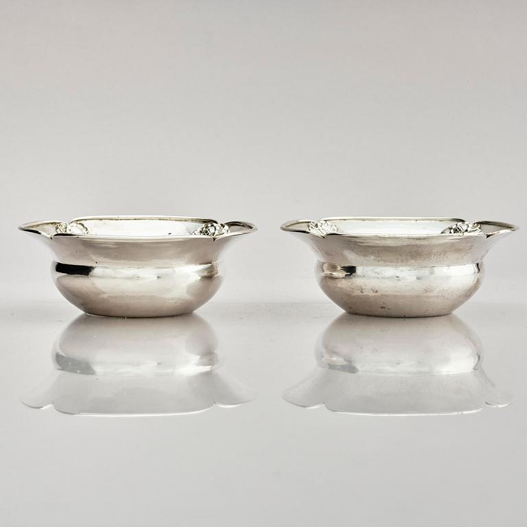 Georg Jensen, a pair of silver bowls, model '25', Copenhagen 1918, Swedish import marks GABF.