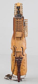 NYCKELHARPA, trol 1900-tal.