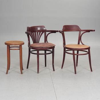 KARMSTOLAR, 2 st och PALL, Thonet och J & J Kohn, 1900-tal.