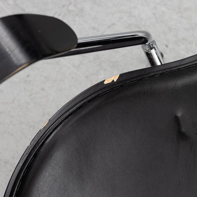 Arne Jacobsen, a set of 6 armchairs, "The Seven", Fritz Hansen, Denmark, 2006.