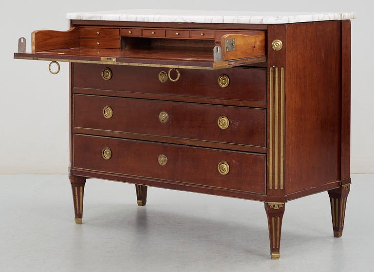 SKRIVBYRÅ. Stockholmsarbete, 1700-talets slut. Sengustaviansk.