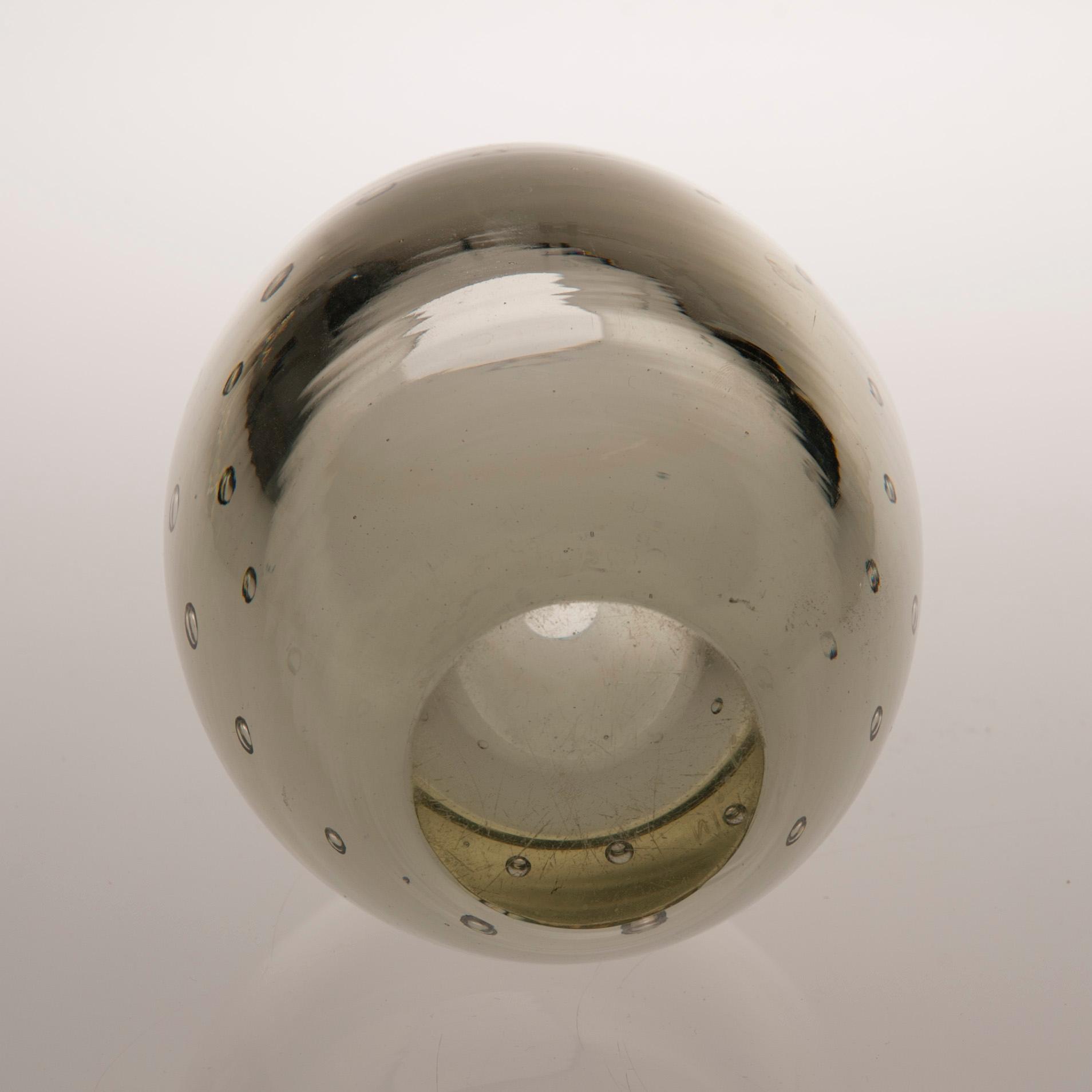 VAS, glas, "Pärlbandet", signerad, 1940-talets slut.