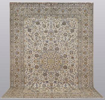 A carpet, Kashan, ca 400 x 288 cm.