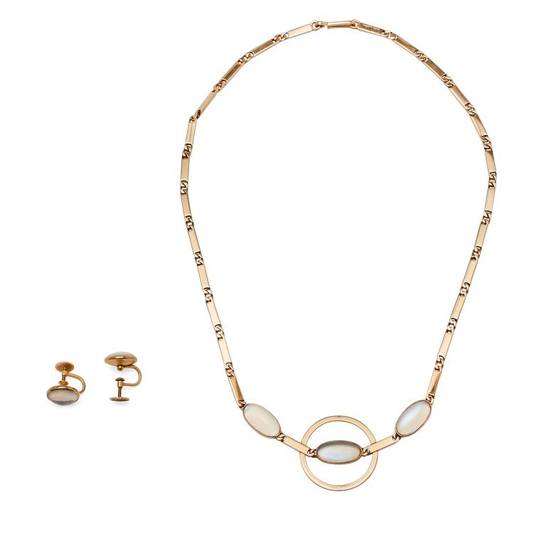 Wiwen Nilsson, an 18K gold collier and a pair of earrings, Lund 1952-53.