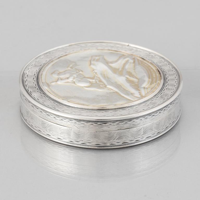 A Russian early 19th Century silver-box, mark of Vasili Popov (1816-1840), Moscow.