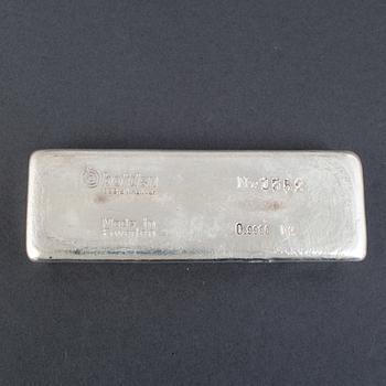 SILVERTACKA, 999,5 finsilver, Boliden, Sverige. Vikt ca 1 kg.