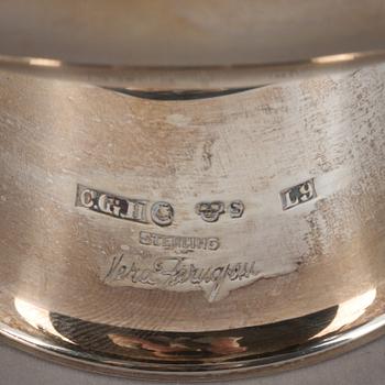 SKÅL, sterlingsilver,  Vera Ferngren, C.G. Hallberg, Stockholm 1961. Vikt ca 123g.