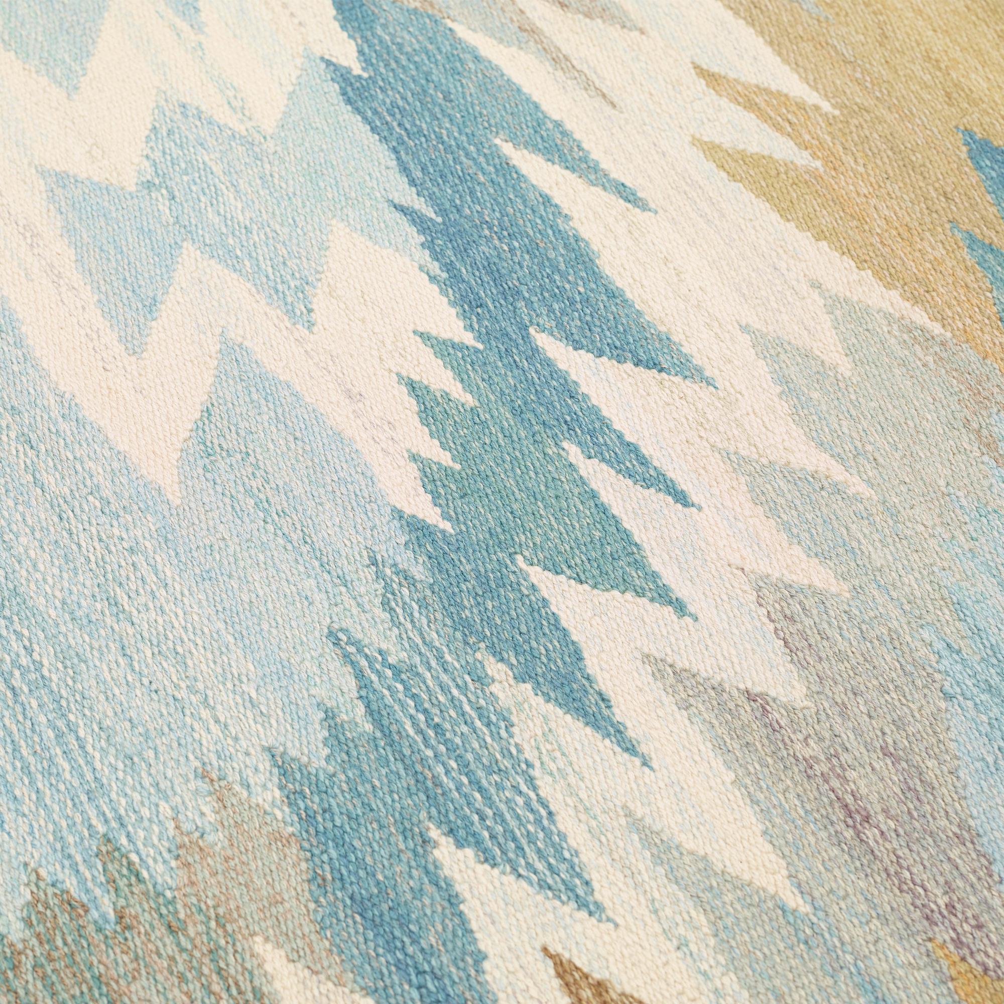 MATTA. "Solfläckar". Gobelängteknik. 407,5 x 249,5 cm. Signerad AB MMF BN.