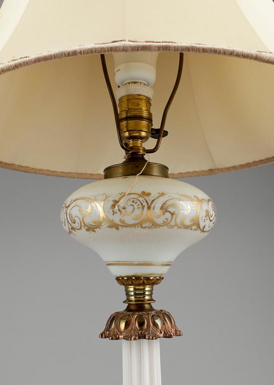 BORDSLAMPA, omkring 1900.