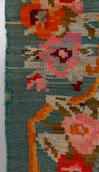 MATTA, rosenkelim, sent 1900-tal, ca 310x215 cm.