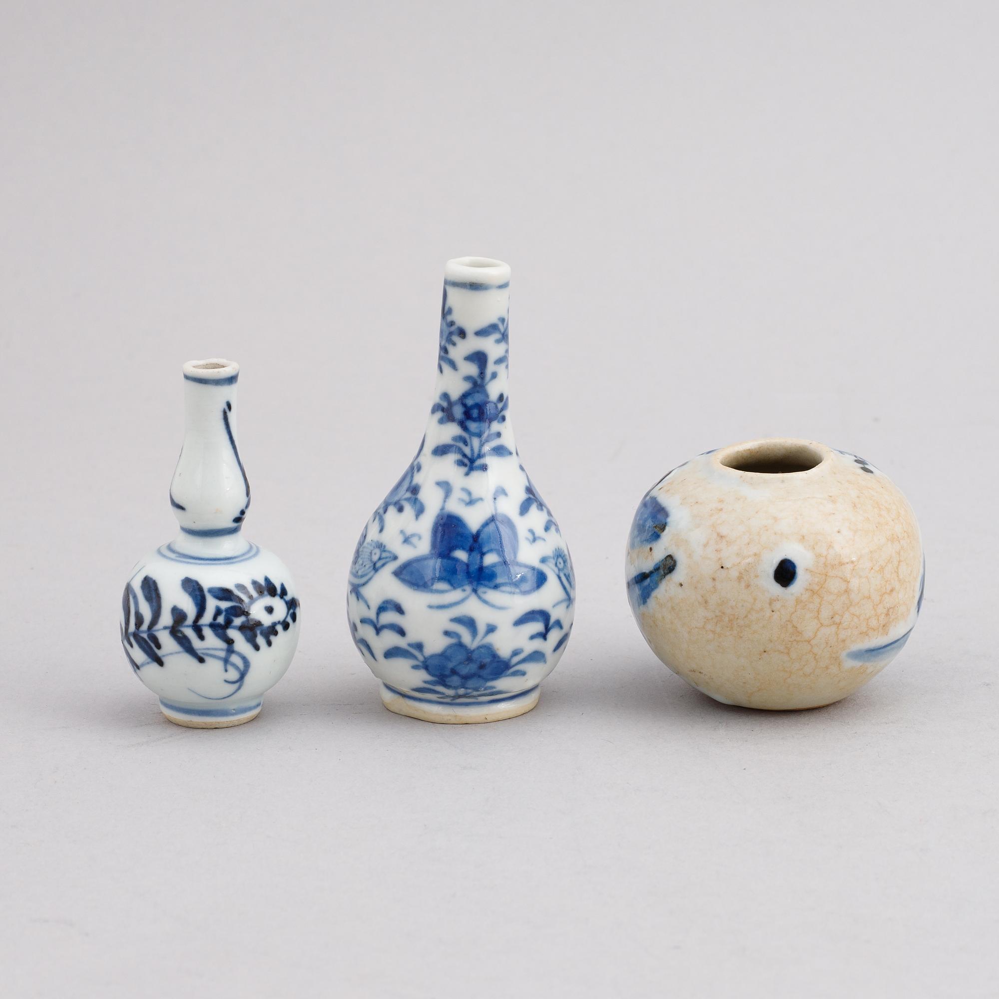 Parti porslin, 9 delar, Kina, Qingdynastin, 1700-tal, 1800-tal, samt 1900-tal.