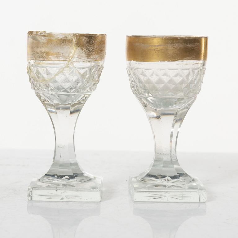 A box with bottles, late Gustavian, circa 1800.