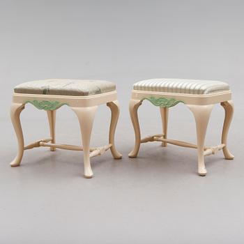 TABURETTER, 1 par, rokokostil, 1900-talets mitt.