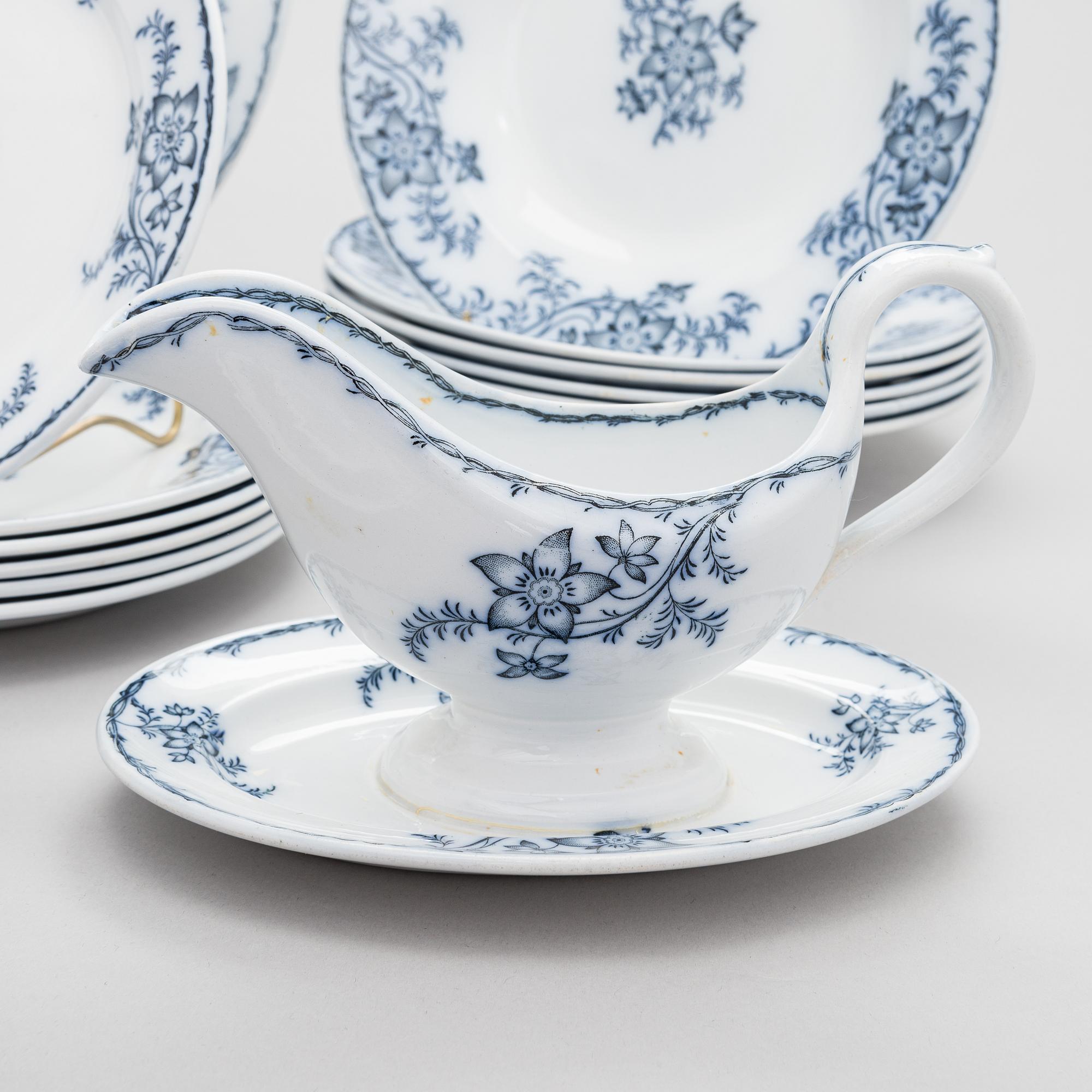 A 25-piece dinner ware for Villeroy  Boch, France.