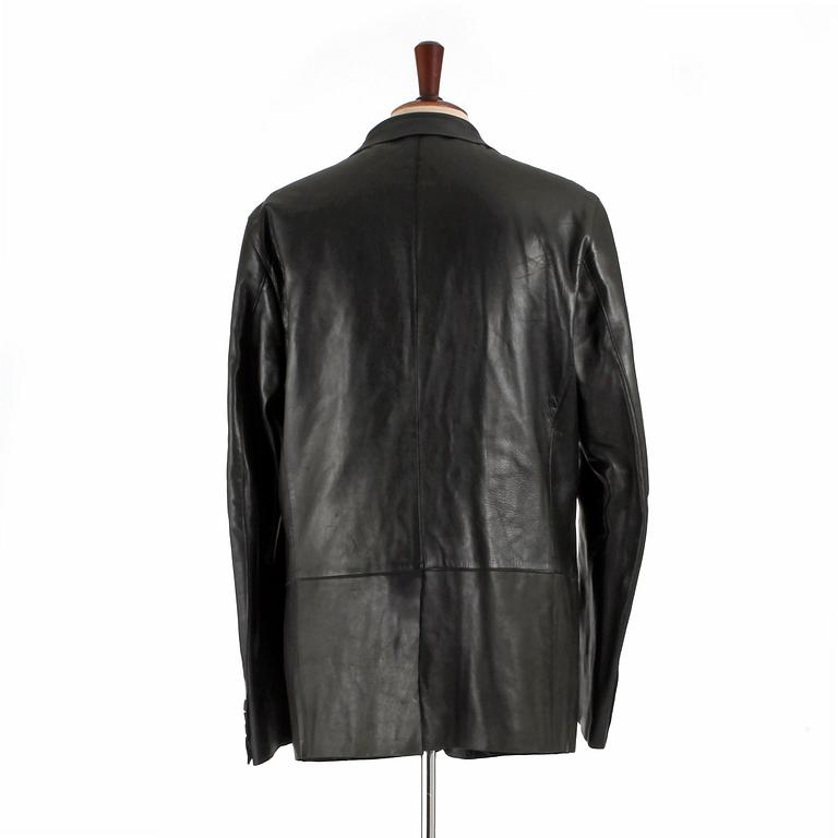 GUCCI, a men's black leather jacket, size 50.