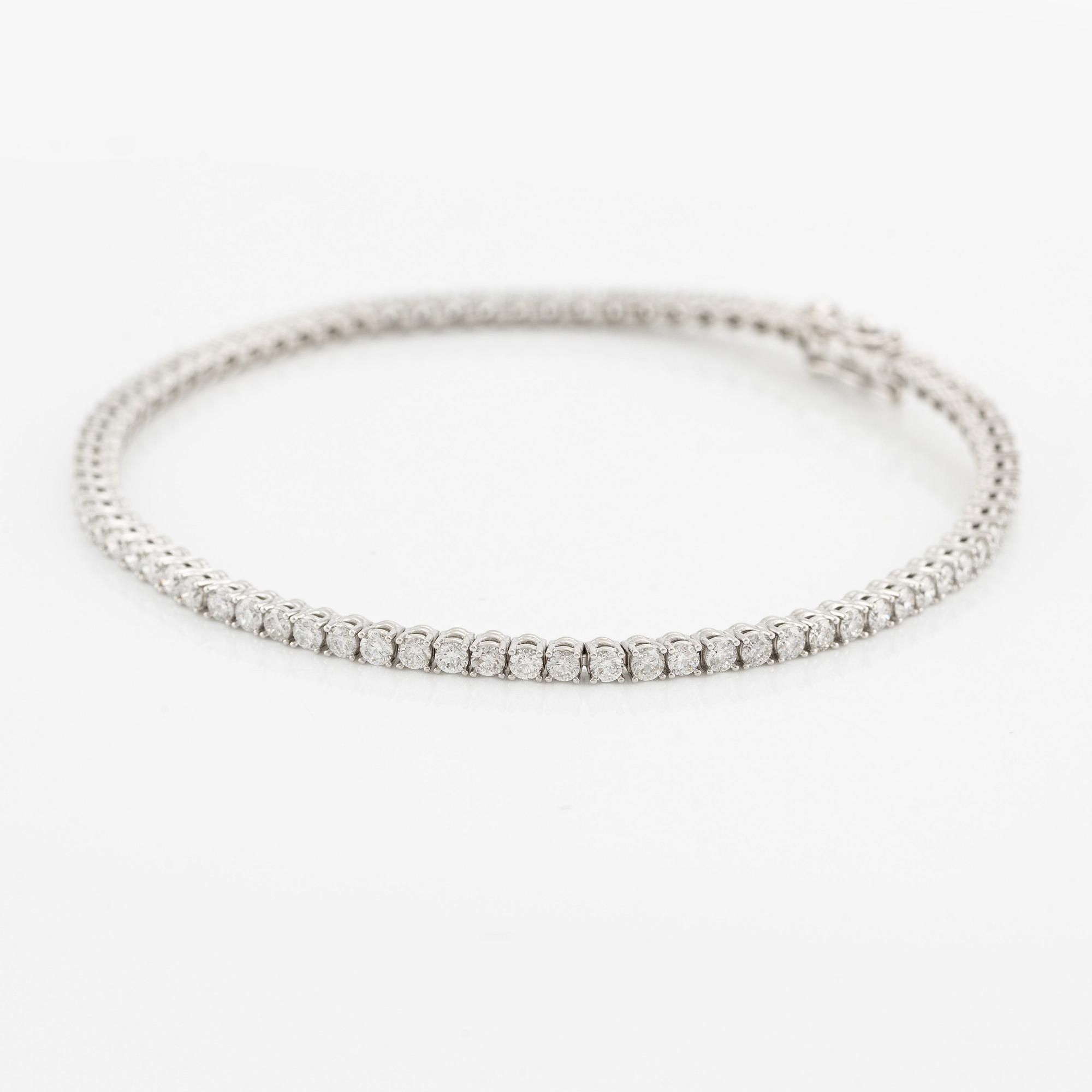 Tennis bracelet, 18K white gold with brilliant-cut diamonds.