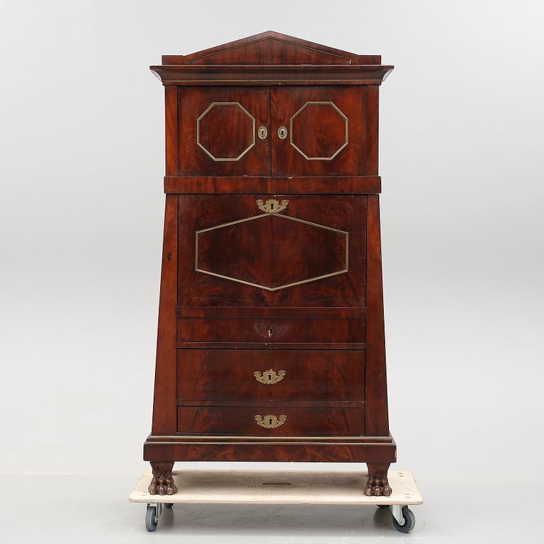 CHIFFONJÉ, empire, 1800-talets första hälft.