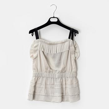 Marc Jacobs, a flounce top, size 2.