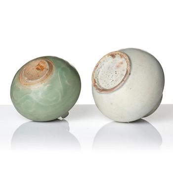 A group lot of ceramics for the Southeast Asian market, 14/16th century. (7 pieces).