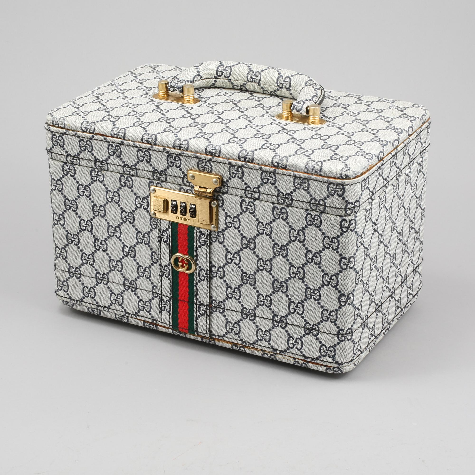 BEAUTY BOX, Gucci.