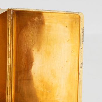 Dosa, guld och flerfärgad emalj, möjligen Hanau 1700-talets senare del.