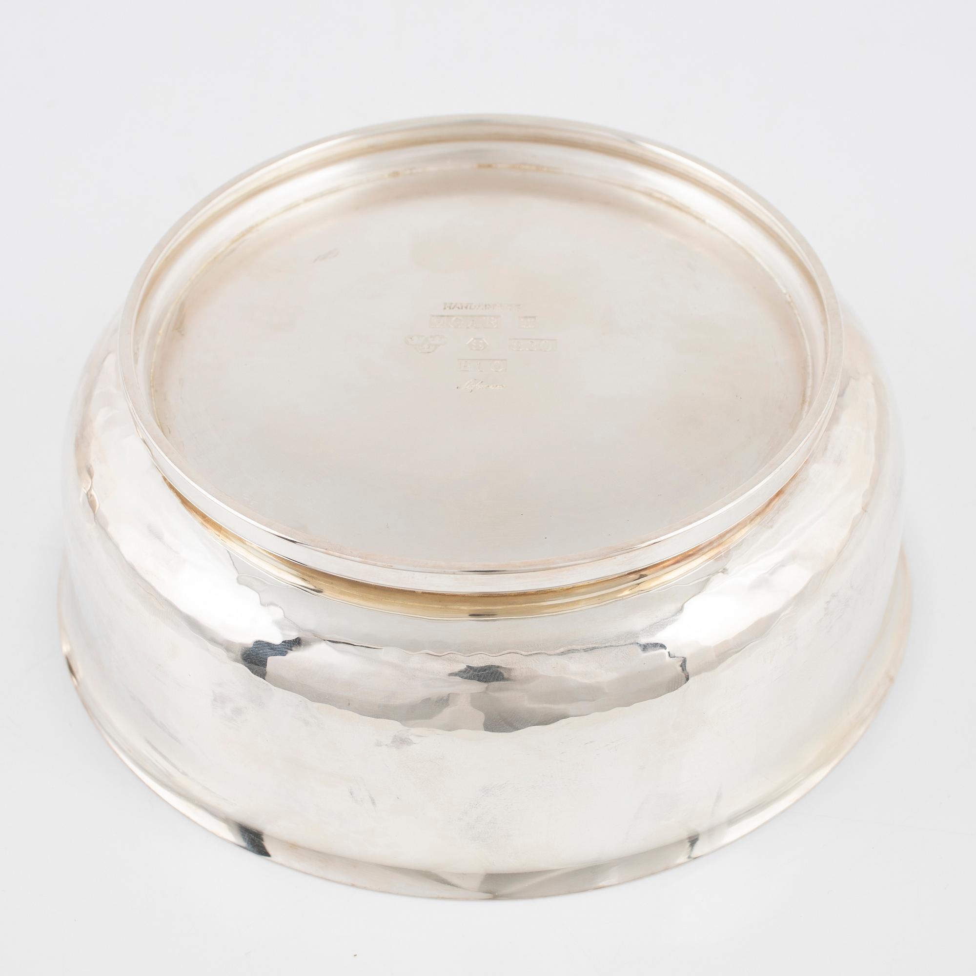 Eric Löfman, two silver bowls, mark of MGAB, Uppsala 1979.