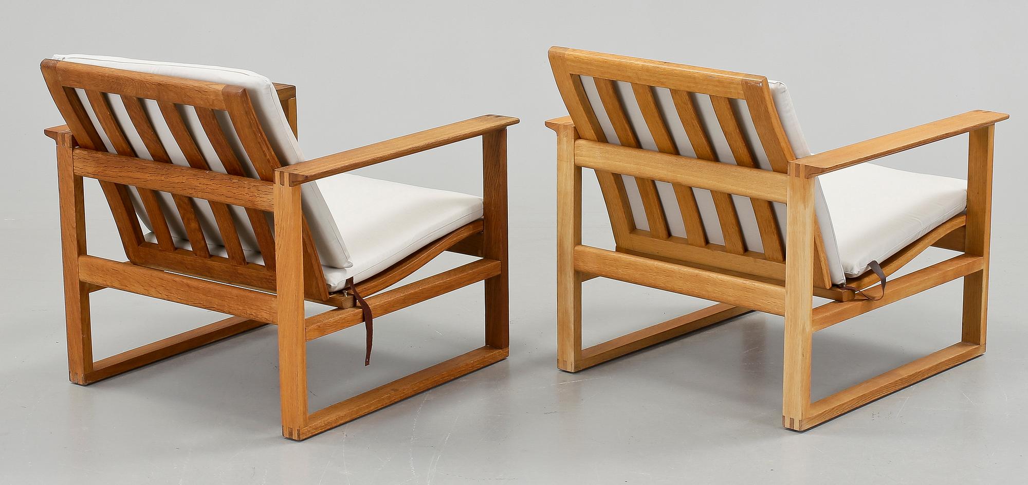 BØRGE MOGENSEN, fåtöljer, ett par, "Slädestolen modell 2256", Fredericia Möbelfabrik, etikettmärkta.