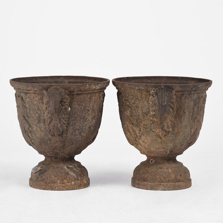 A pair of Swedish baroque cast-iron urns, circa 1700.