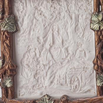 Two candlesticks, 19 ct.