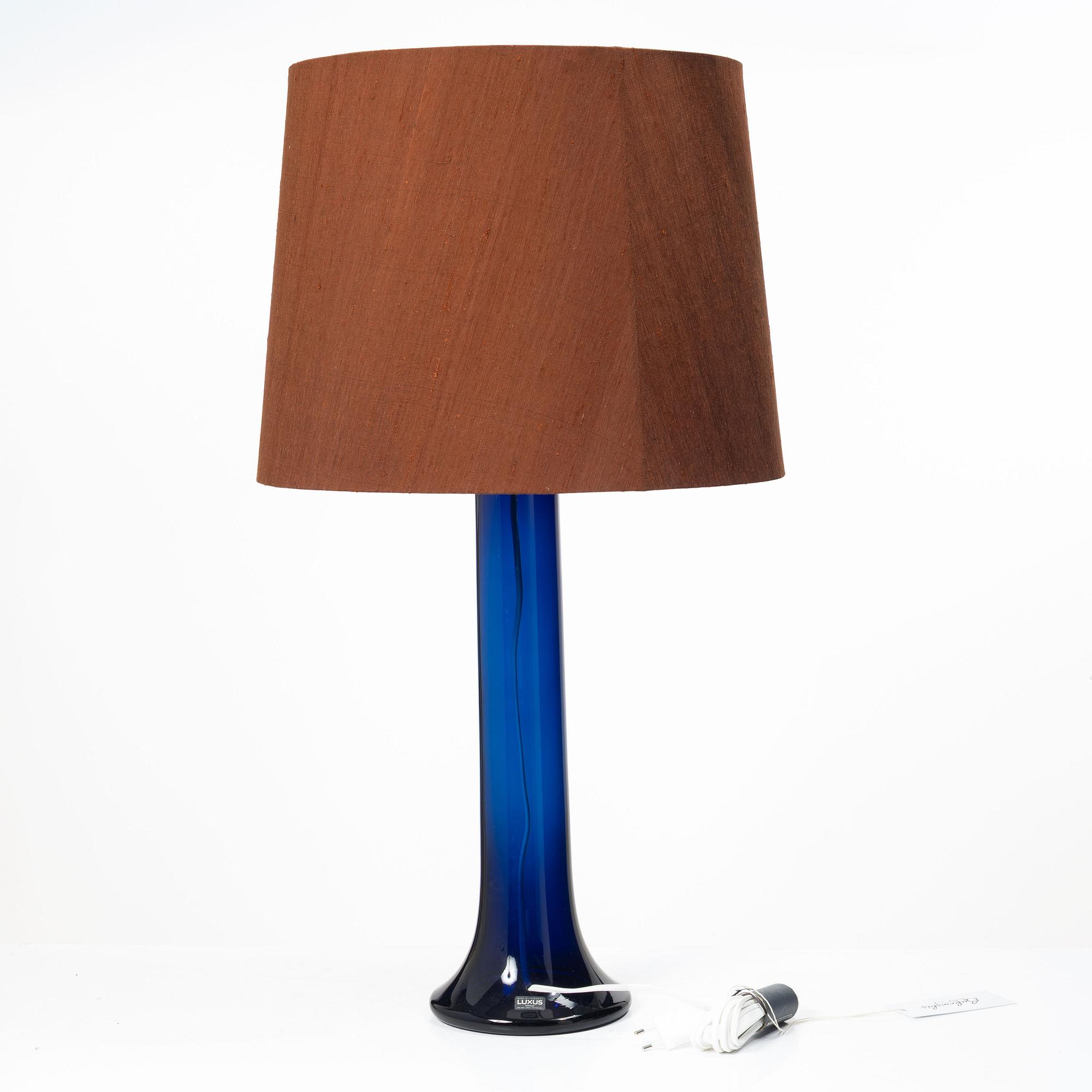 Uno & Östen Kristiansson, bordslampa, Luxus, Vittsjö, 1960/70-tal.