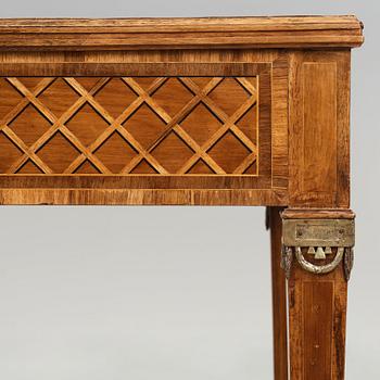 A Gustavian late 18th century occasional/games table by Gottlieb Iwersson (master in Stockholm 1778-1813), not signed.