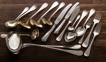 BESTICK, 208 dlr, "Svensk", silver, 1920-tal, total vikt inkl rostfria knivskaft ca 9000 g.