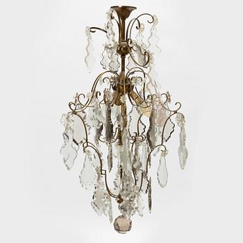 A Baroque style chandelier, 20th Century.