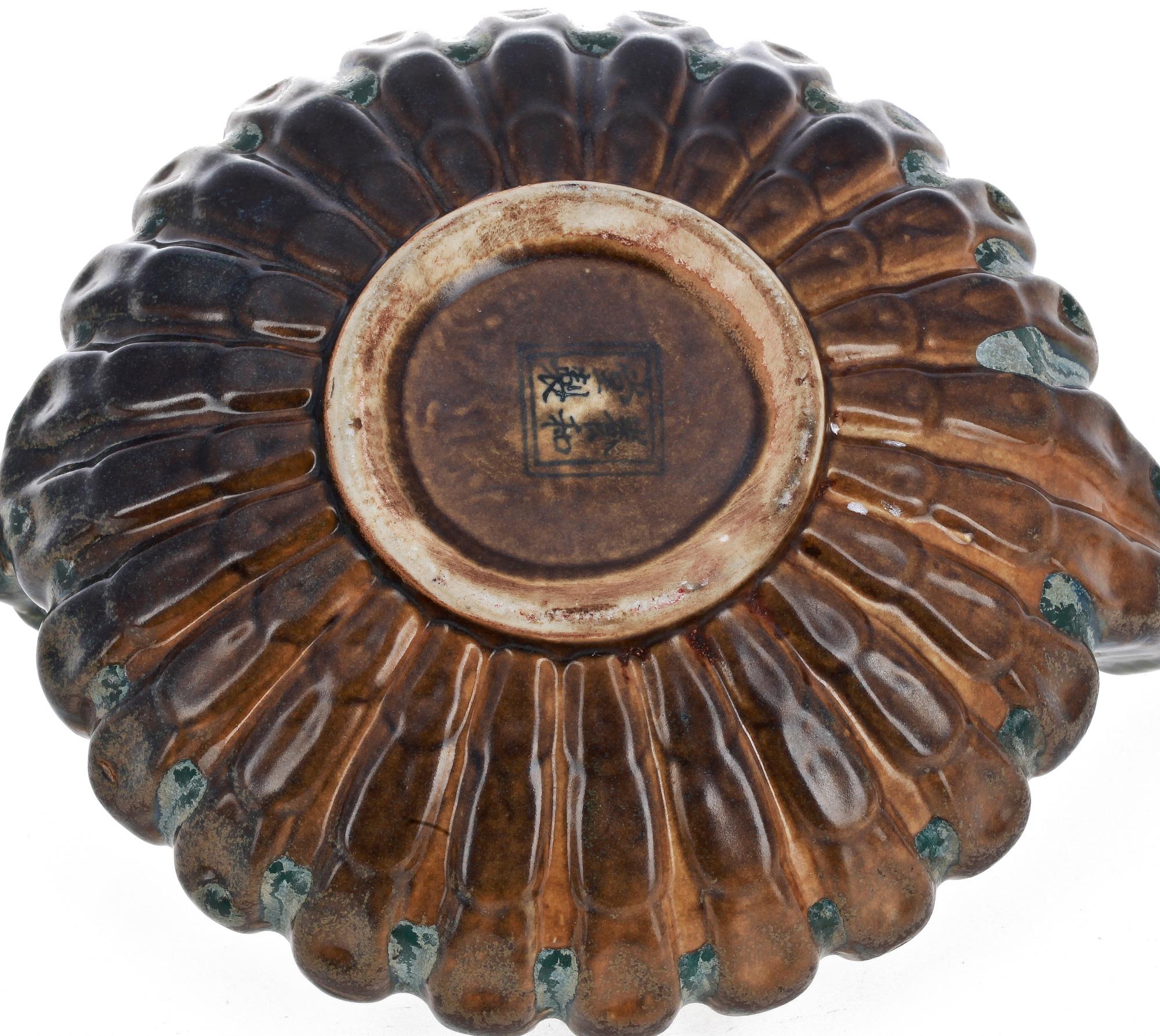 TEKANNA, porslin, trol Kina 1800/1900-tal.