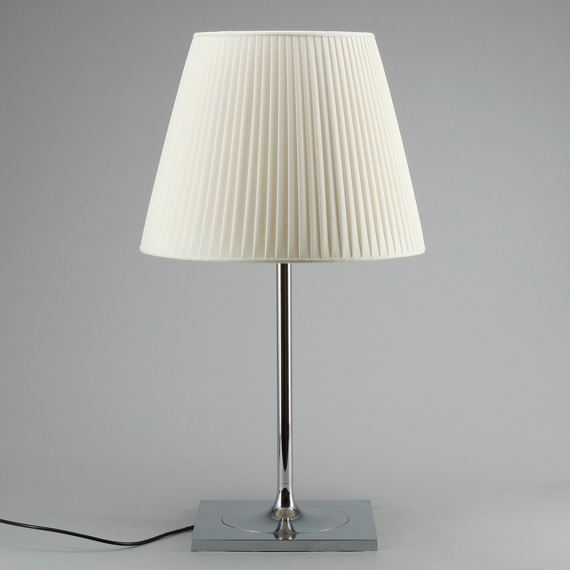 BORDSLAMPA, "Romeo Soft T1", Phillippe Starck, Flos, formgiven 1998.