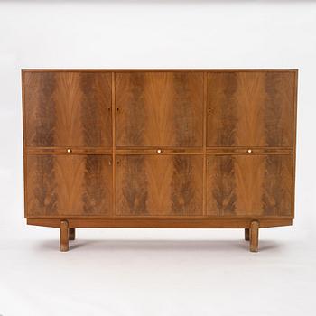 Carl-Axel Acking, a cabinet / sideboard, cabinetmaker G Karlsson for the Stockholm Craft association, 1940-50s.