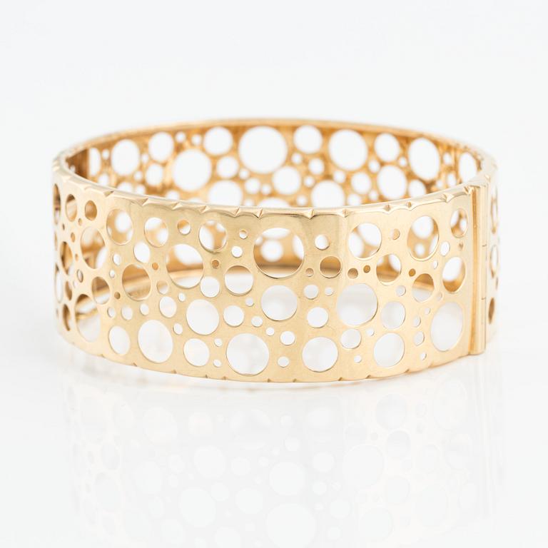 Liisa Vitali, bangle, 18K gold.