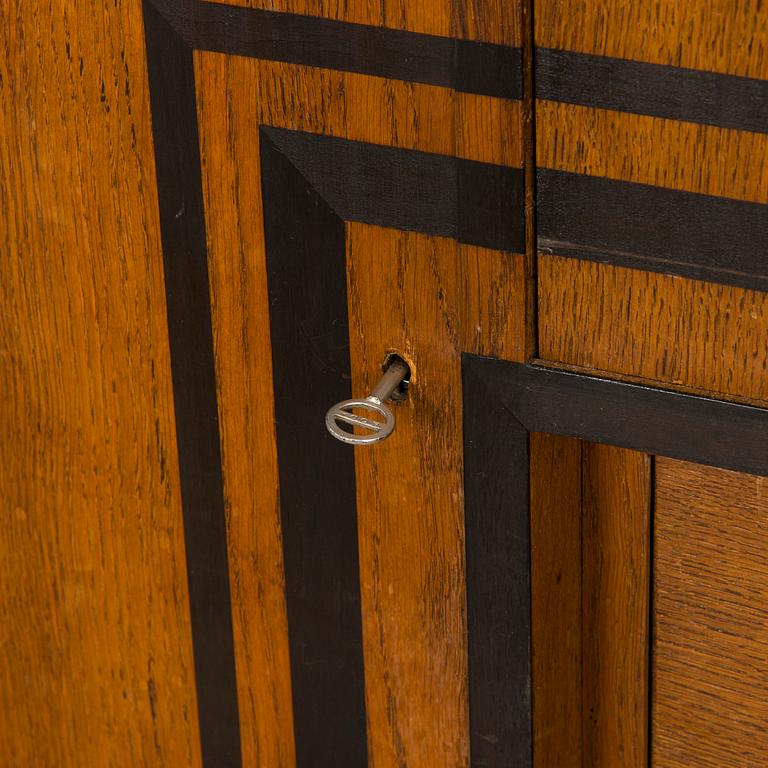 A 1930s functionalist style sideboard.