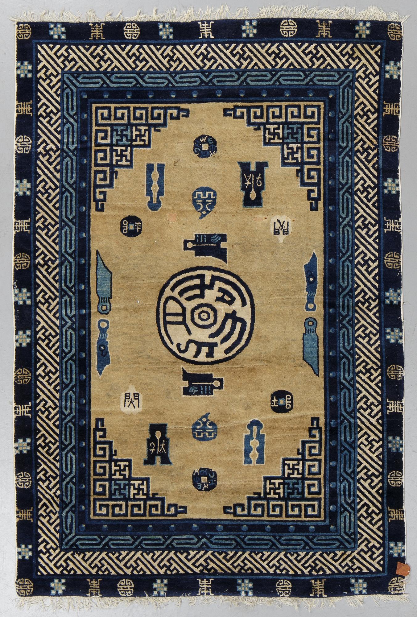 Matta, semiantik Baotou, Kina, ca 175 x 108 cm.