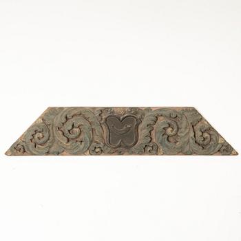 A Swedish carved baroque ornament, early 18th century.